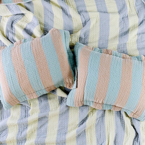 Dusen Dusen cool stripe gauzy cotton coverlet quilt throw blanket duvet stripes - Picture 6 of 13